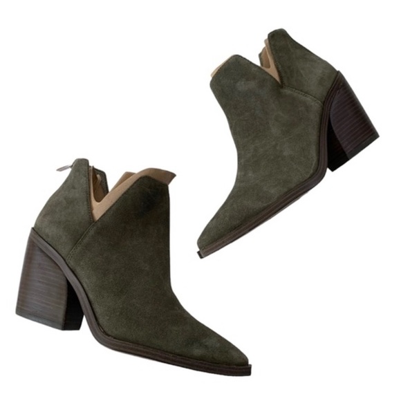 Vince Camuto Shoes - Vince Camuto Suede Leather Gigietta Ankle Bootie Dark Green Women's Size 9.5 NWT
